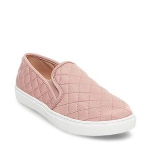 Steve Madden ECENTRCQ Quilted Sneaker - Sz 8M